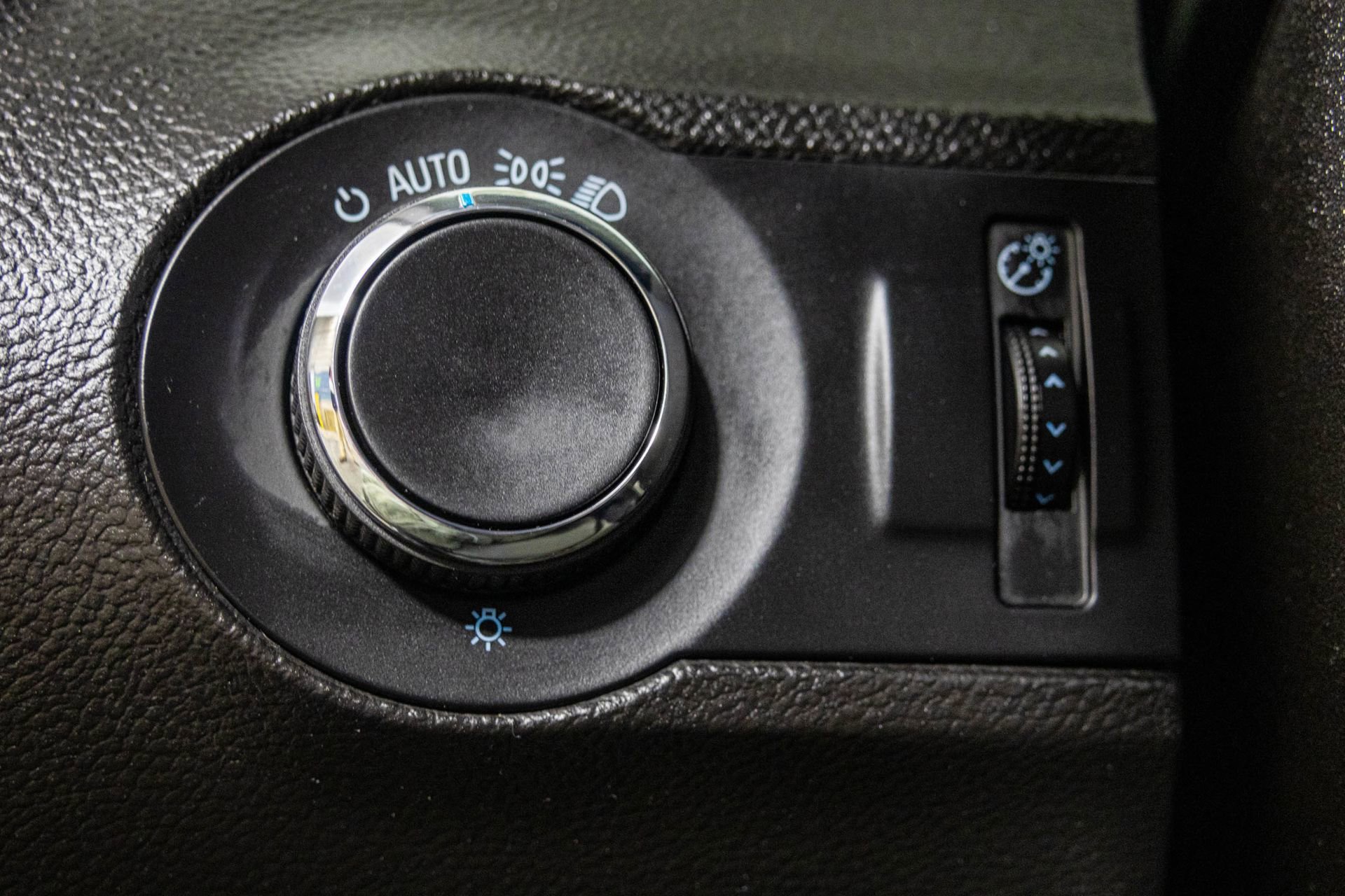 Used 2010 Chevrolet Camaro SS w/ RS Package image 34