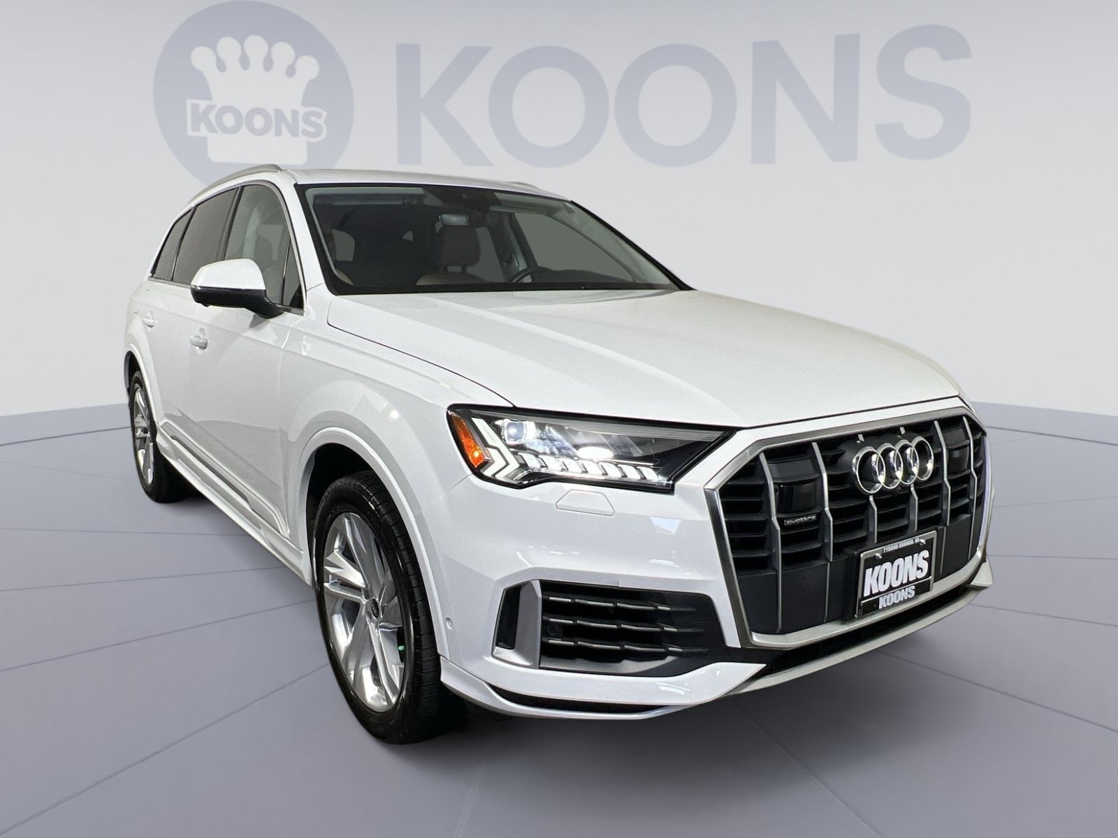 Used 2022 Audi Q7 2.0T Premium Plus w/ Premium Plus Package AWD/4WD image 2