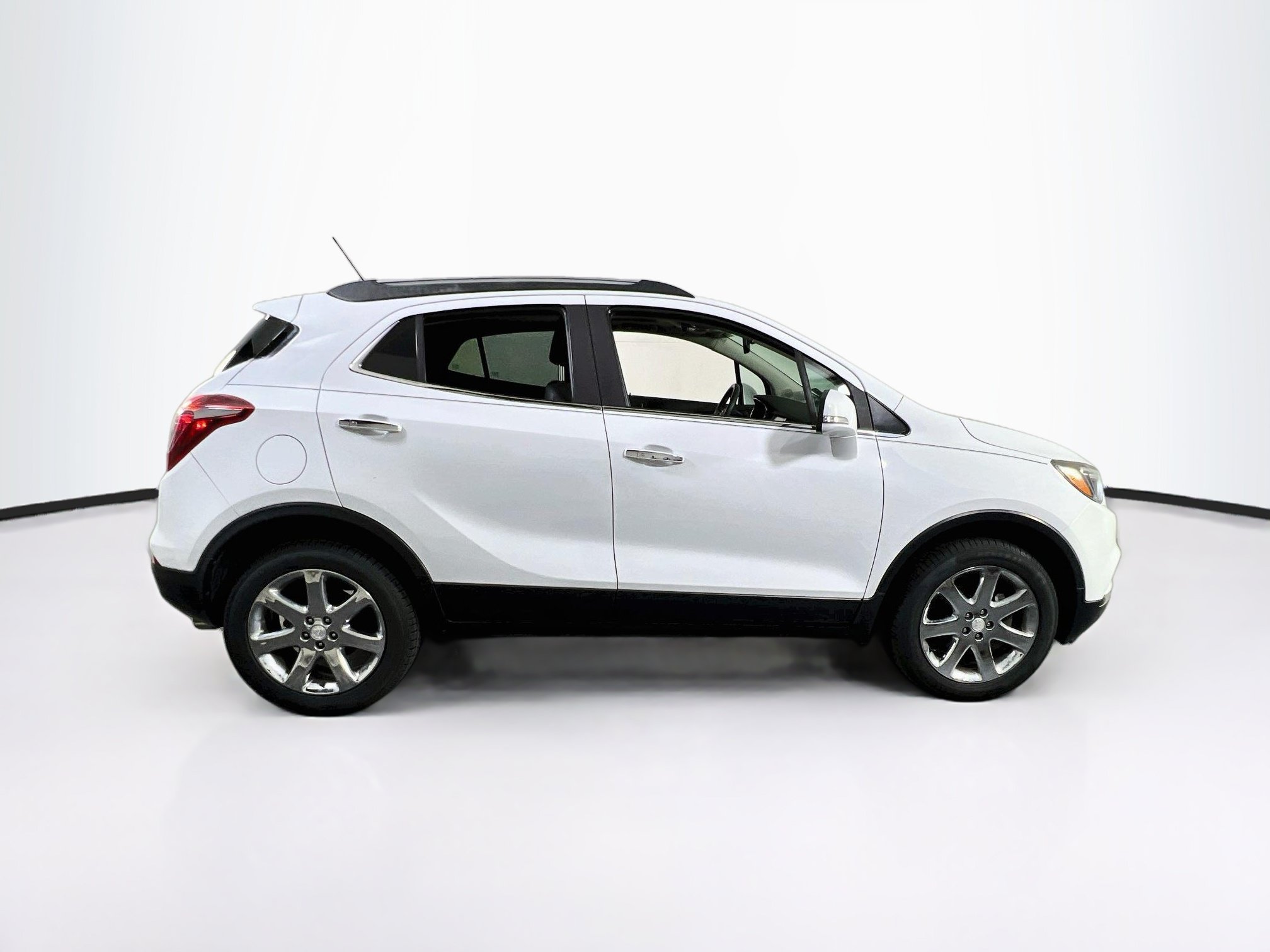 Used 2017 Buick Encore Essence w/ Experience Buick Package AWD/4WD image 4