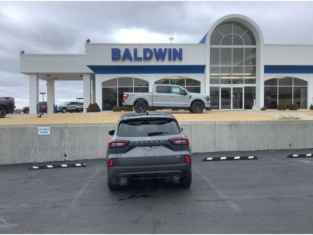 New 2025 Ford Escape ST-Line w/ Equipment Group 301A image 6