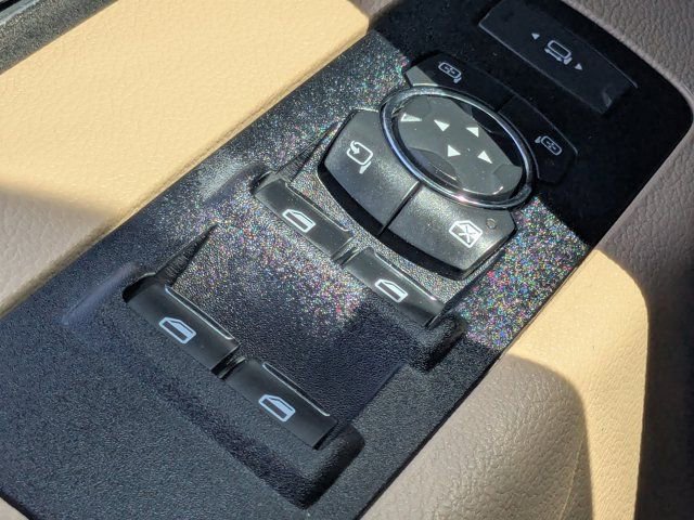 Used 2021 Ford F250 Lariat w/ Lariat Value Package image 24