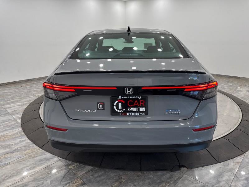 Used 2024 Honda Accord Sport image 6