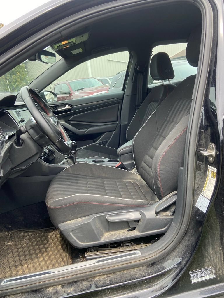 Used 2020 Volkswagen Jetta GLI FWD image 11