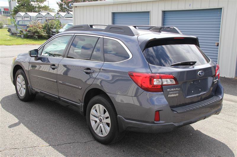 Used 2017 Subaru Outback 2.5i Premium AWD/4WD image 7