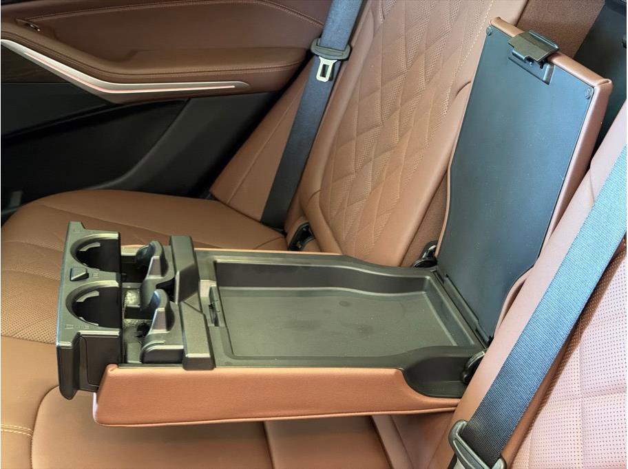 Used 2023 BMW X5 sDrive40i image 28