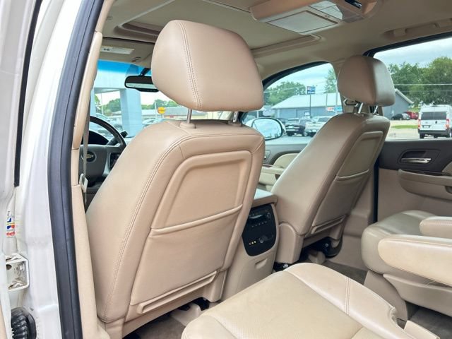 Used 2012 Chevrolet Suburban LTZ AWD/4WD image 22