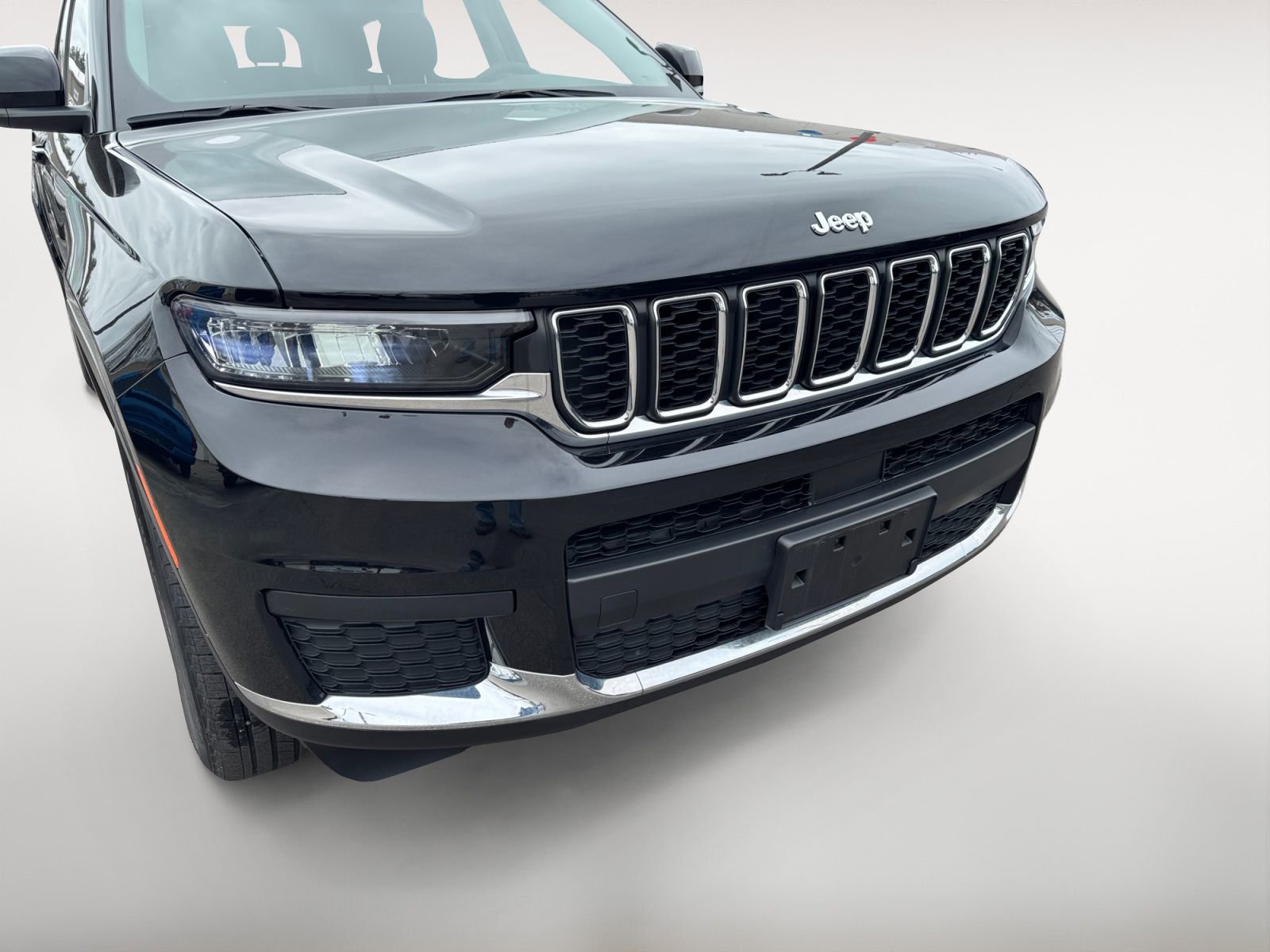 Used 2023 Jeep Grand Cherokee L Laredo w/ Luxury Tech Group I AWD/4WD image 7