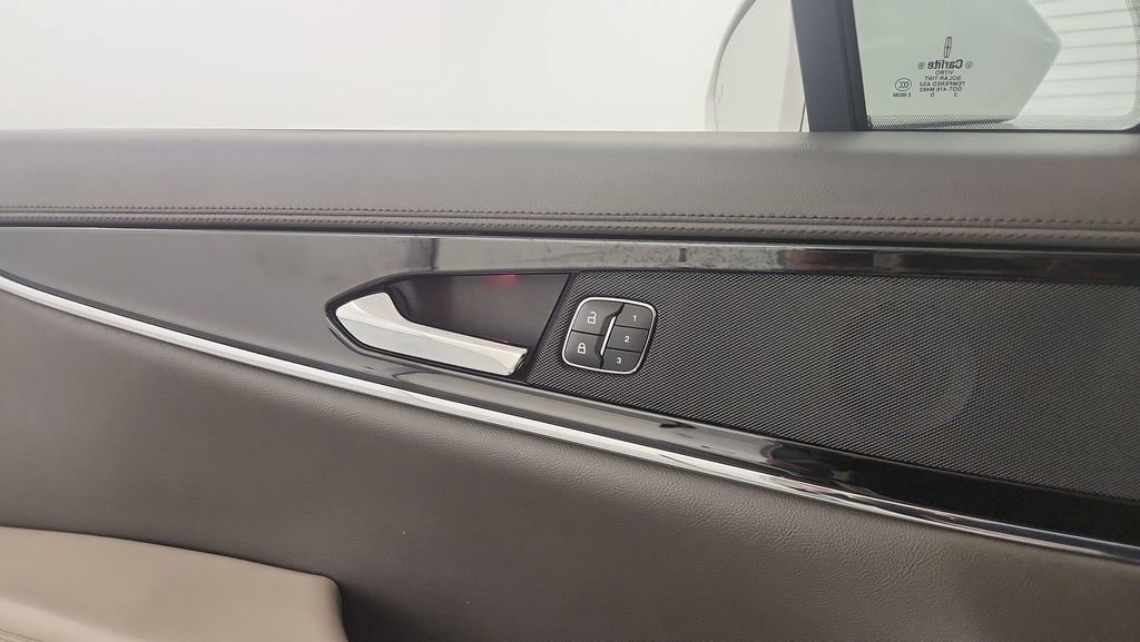 Used 2022 Lincoln Nautilus Reserve image 25