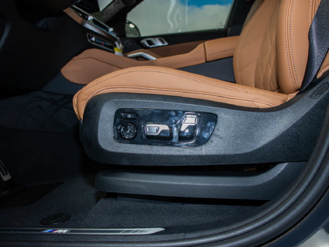 New 2027 BMW X6 xDrive40i w/ Executive Package AWD/4WD image 15