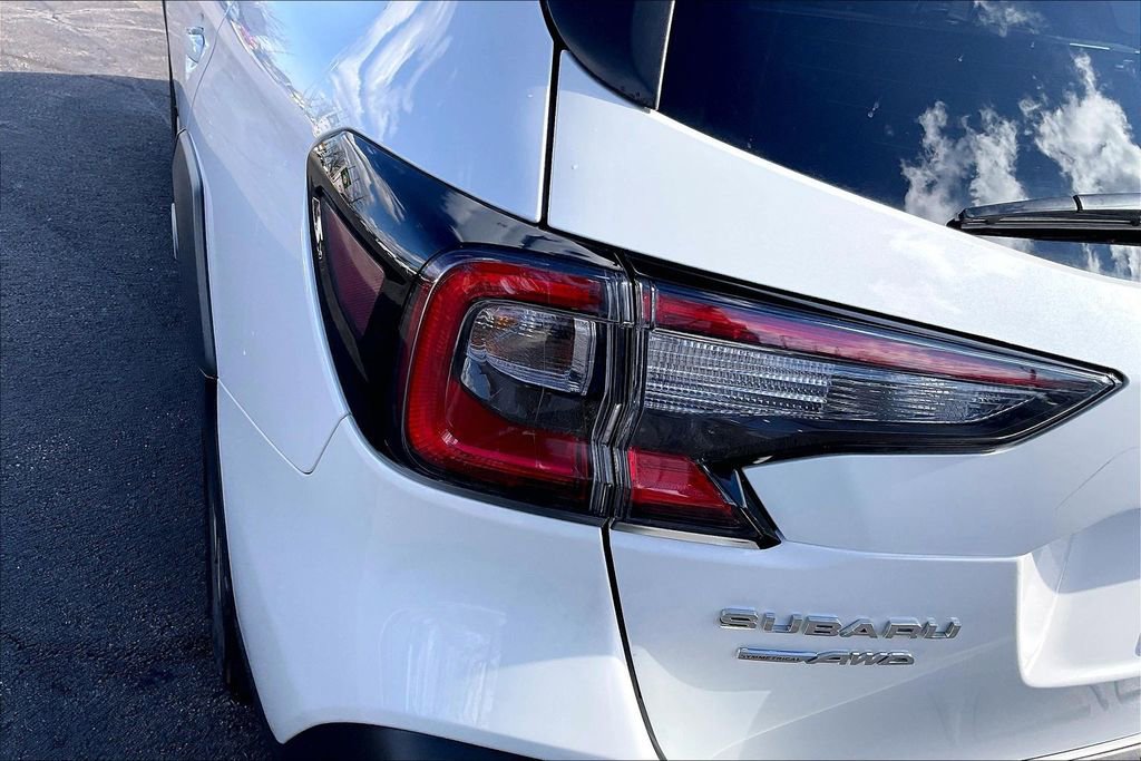 Certified 2025 Subaru Outback Premium image 33