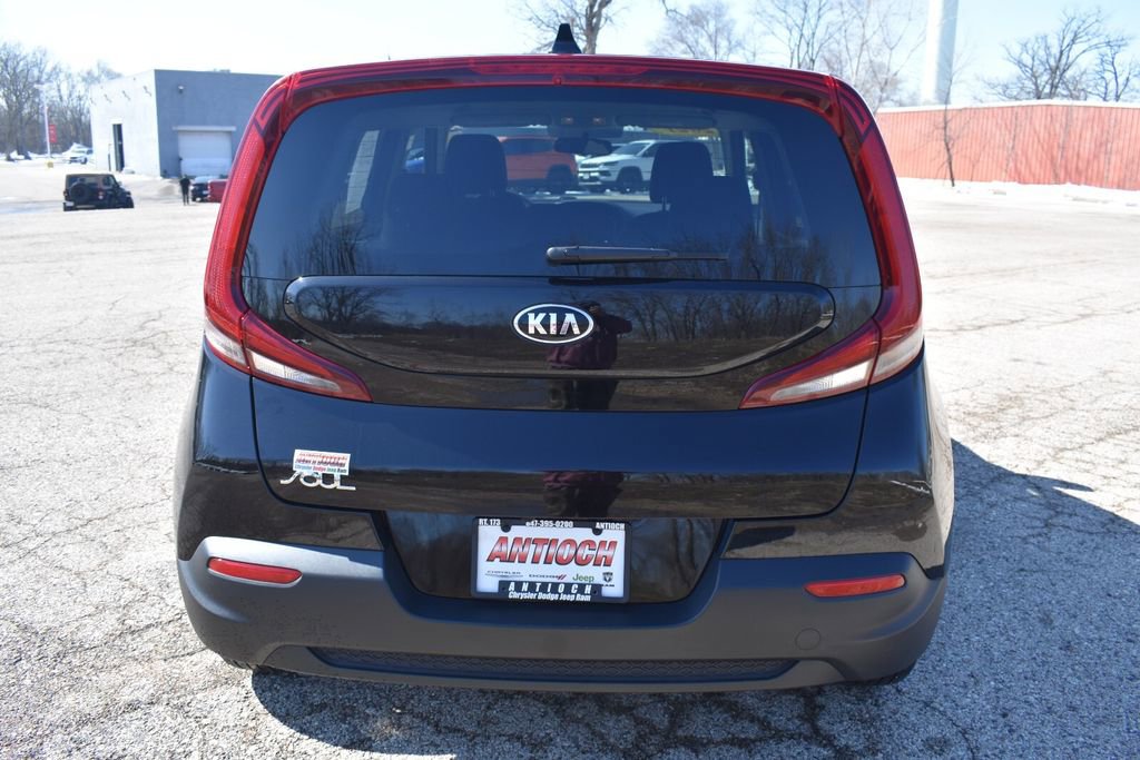 Used 2021 Kia Soul LX FWD image 7