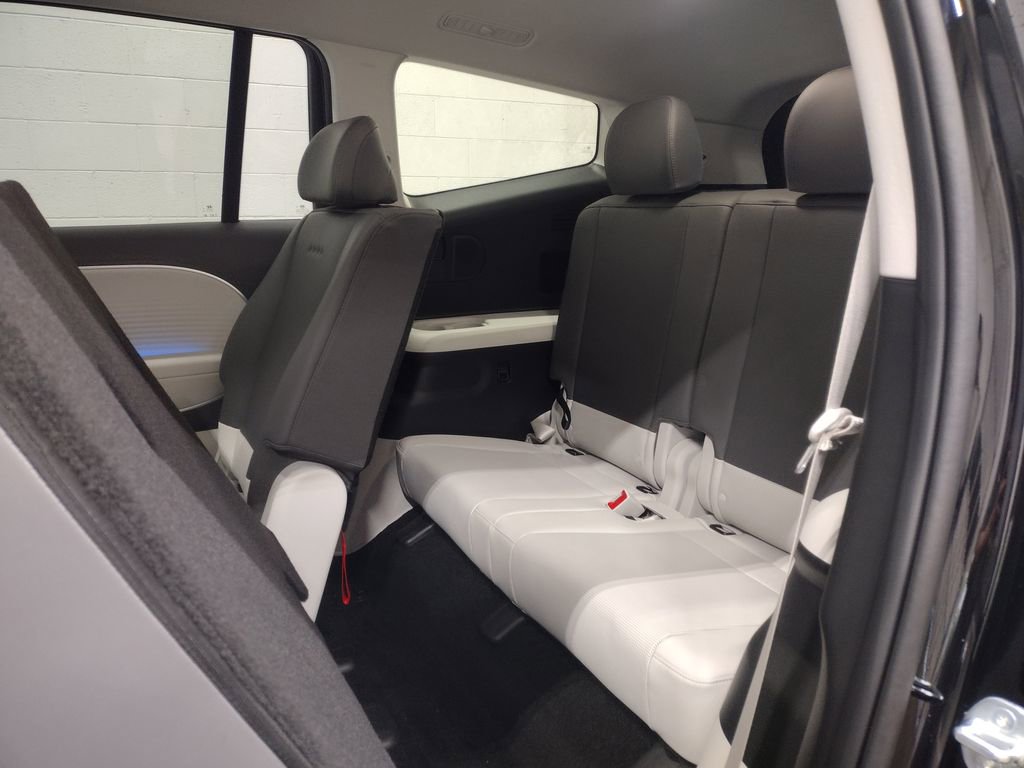 New 2026 Hyundai Ioniq 9 SEL image 29