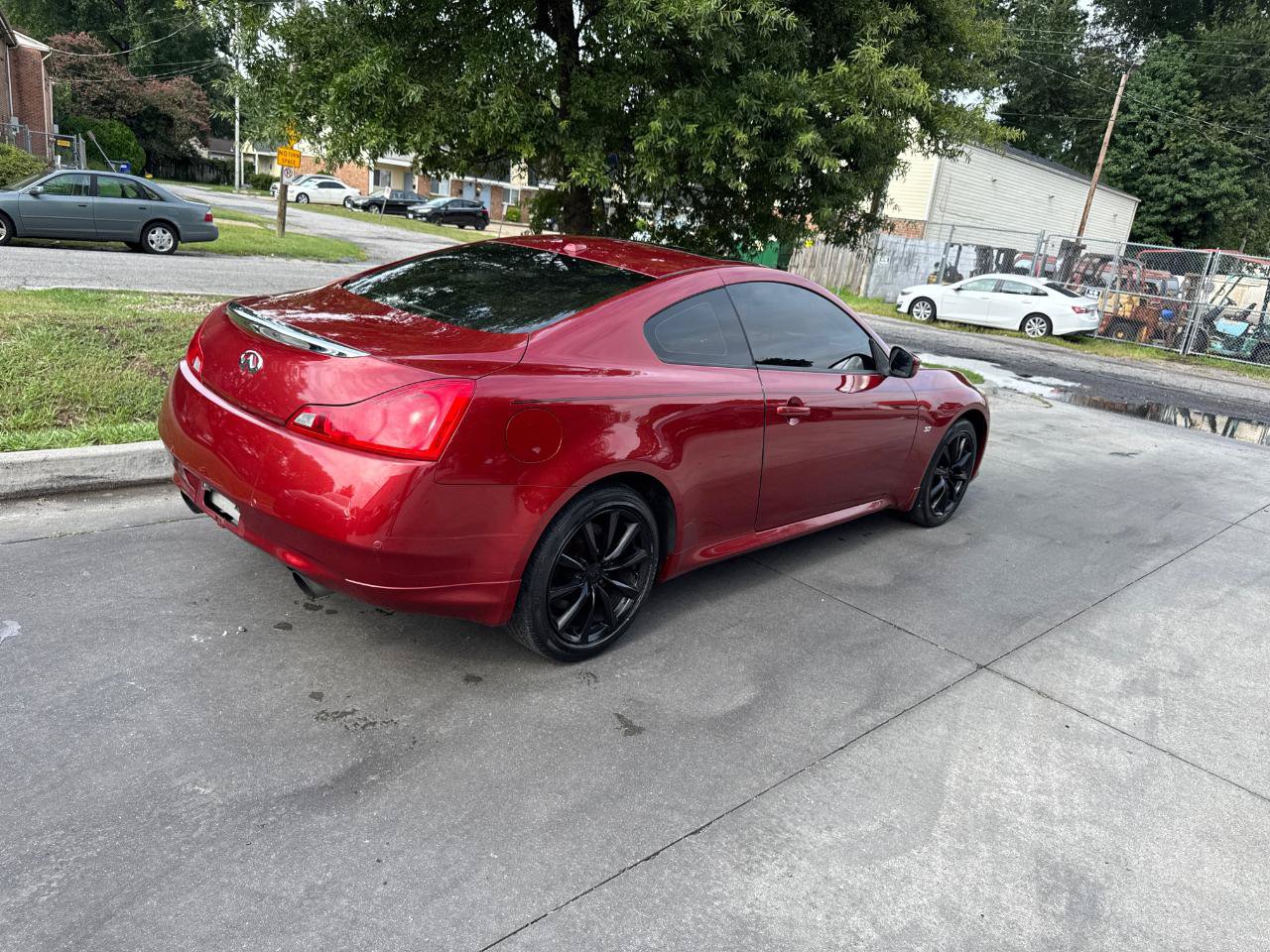 Used 2015 INFINITI Q60 AWD Coupe w/ Premium Package image 4