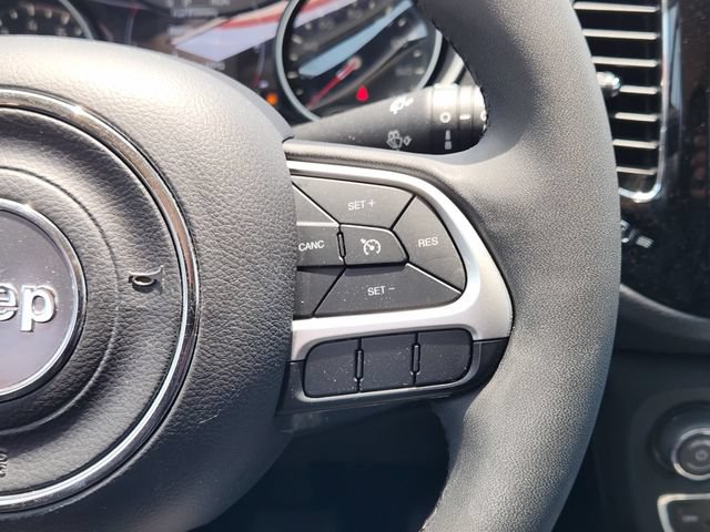 Used 2021 Jeep Compass Latitude w/ Sun and Sound Group FWD image 29