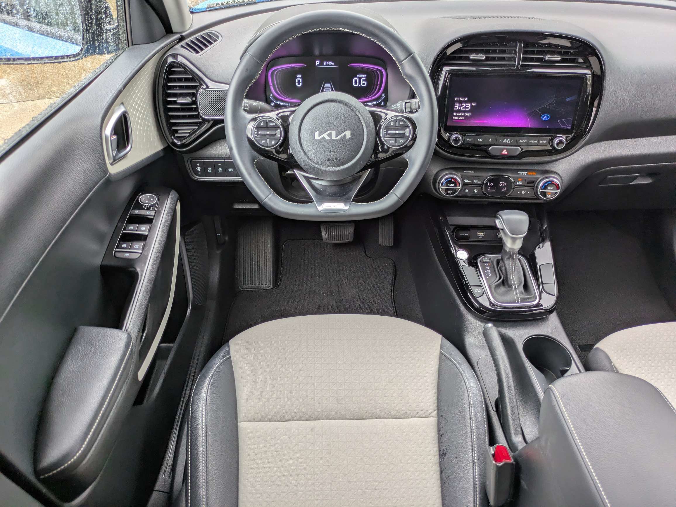 Used 2024 Kia Soul GT-Line FWD image 4