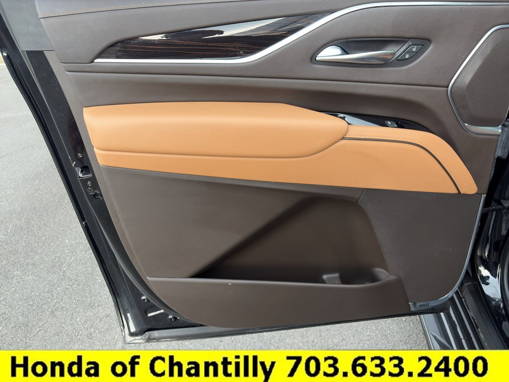 Used 2021 Cadillac Escalade ESV Sport AWD/4WD image 29