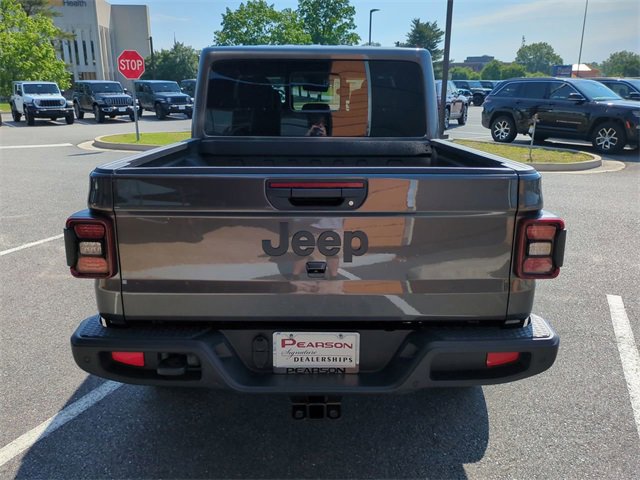 New 2025 Jeep Gladiator Sport w/ Premium Package image 5