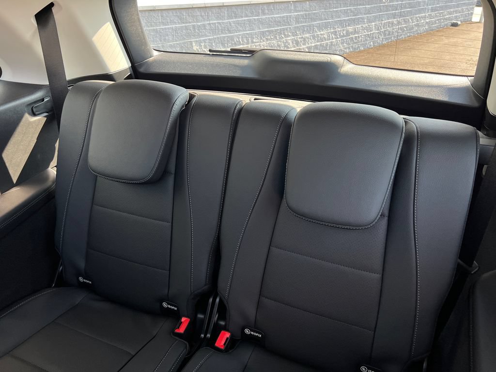 New 2026 Mercedes-Benz GLS 450 4MATIC image 25