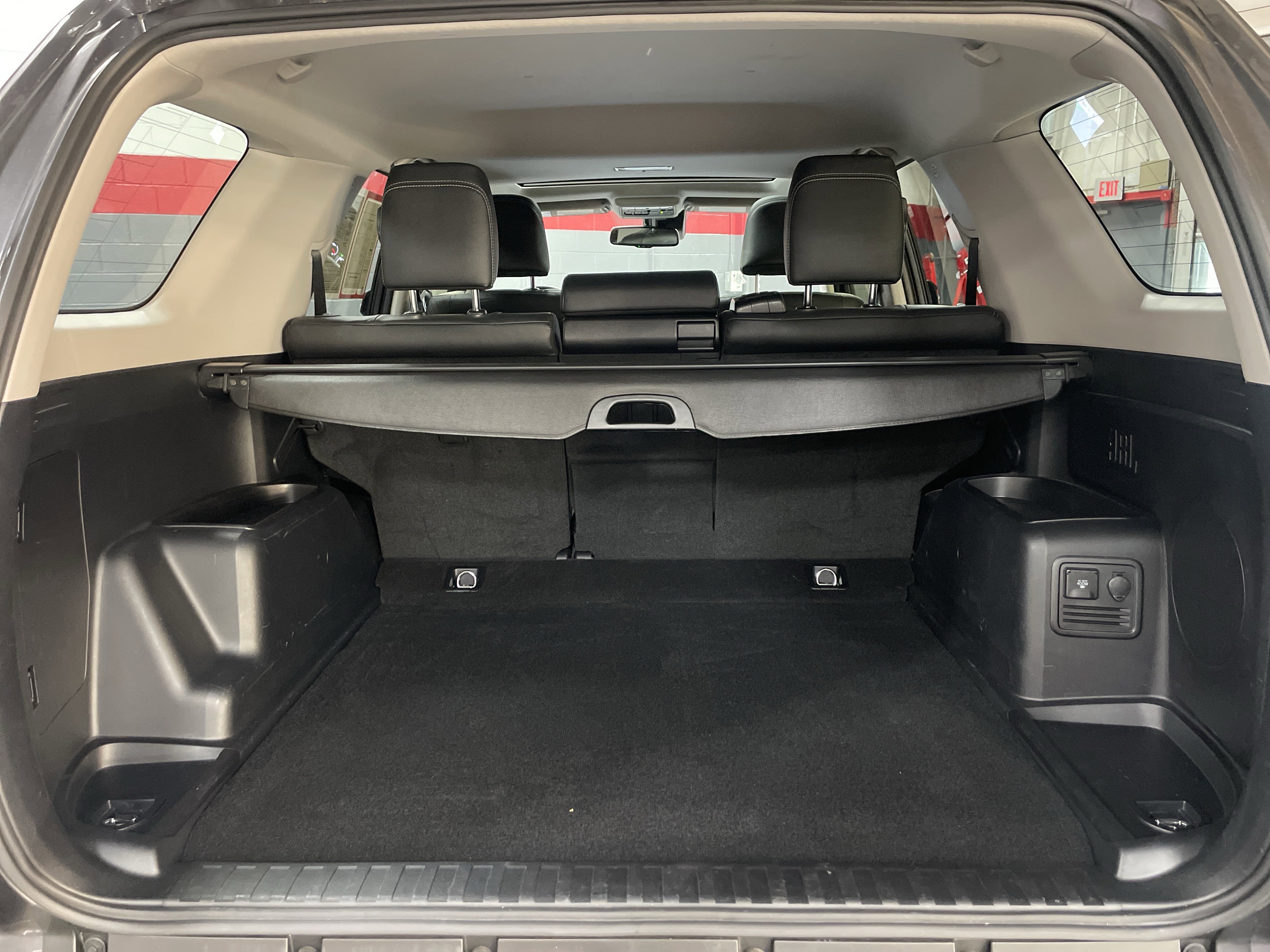 Used 2023 Toyota 4Runner Limited RWD image 34