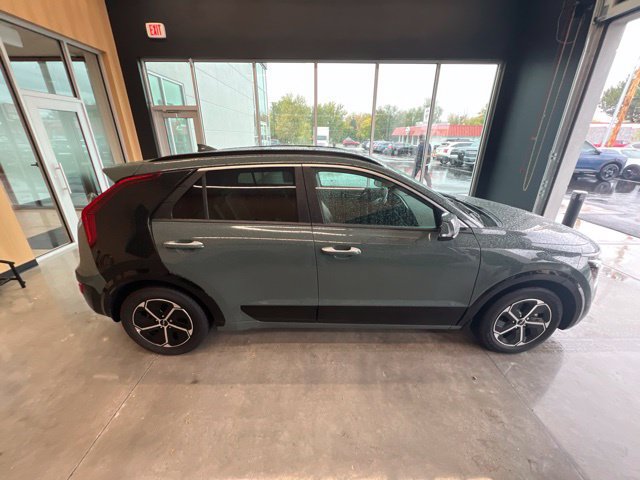 Used 2024 Kia Niro FWD image 4