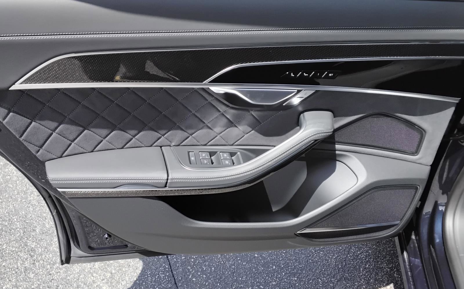 New 2025 Audi S8 image 16