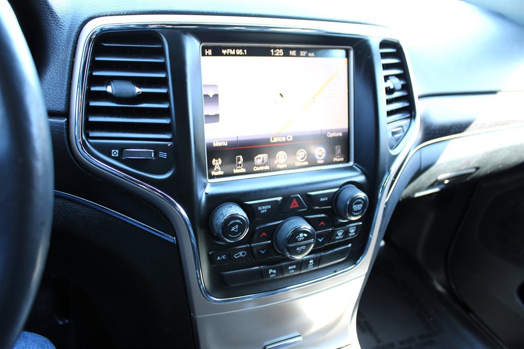 Used 2014 Jeep Grand Cherokee Limited w/ Luxury Group II RWD image 31