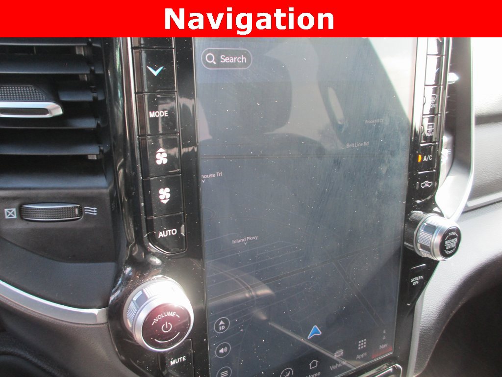 Used 2024 RAM 2500 Big Horn w/ Sport Appearance Package image 14