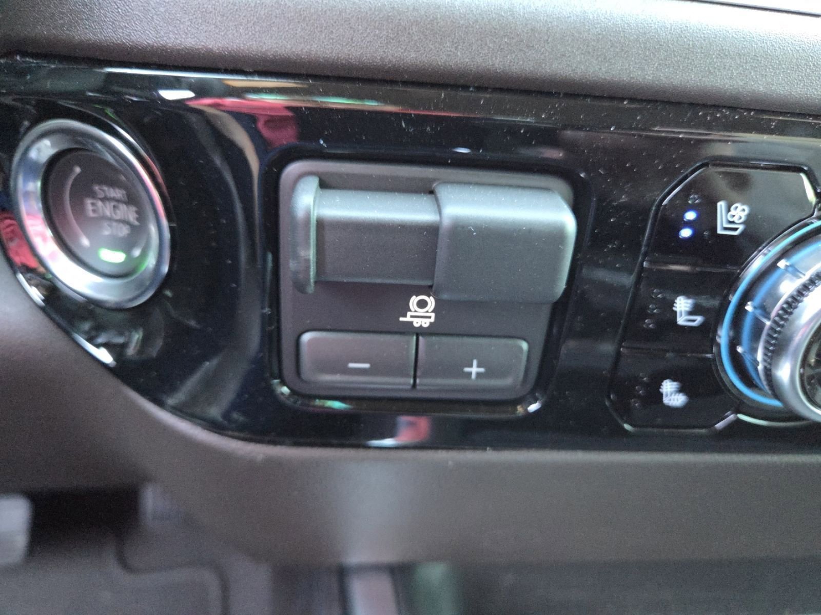 New 2026 GMC Sierra 2500 SLT image 12