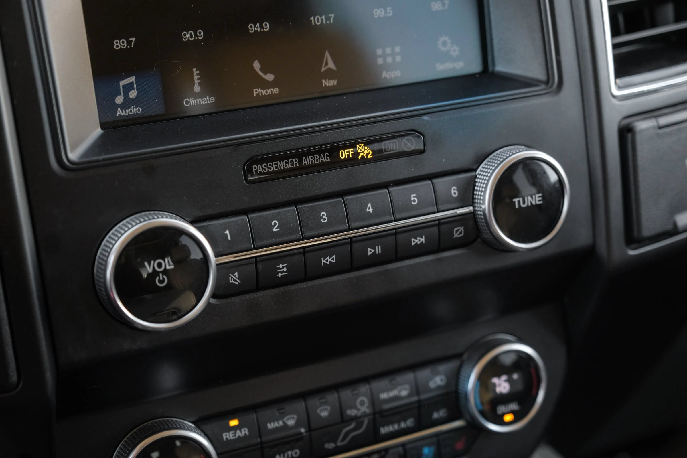 Used 2019 Ford Expedition Limited w/ Special Edition Package RWD image 34