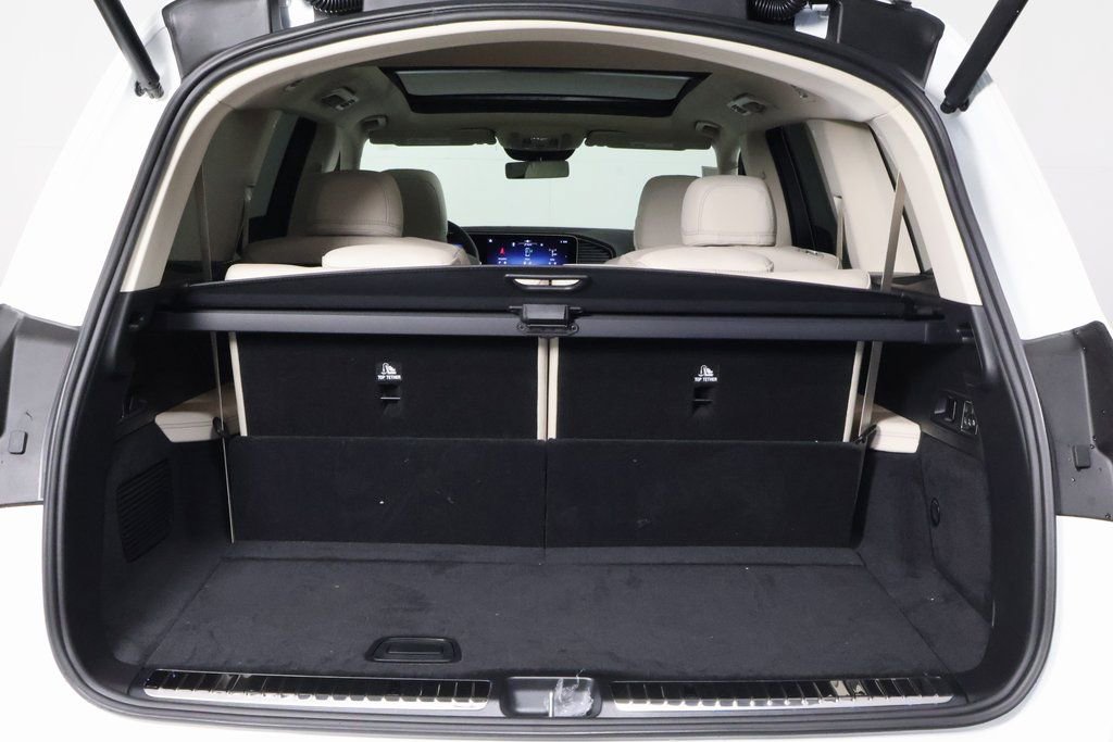 New 2026 Mercedes-Benz GLS 450 4MATIC image 9