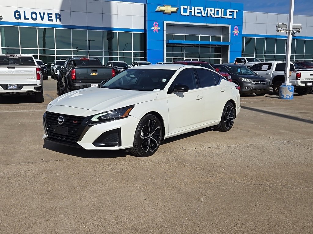 Used 2024 Nissan Altima 2.5 SR