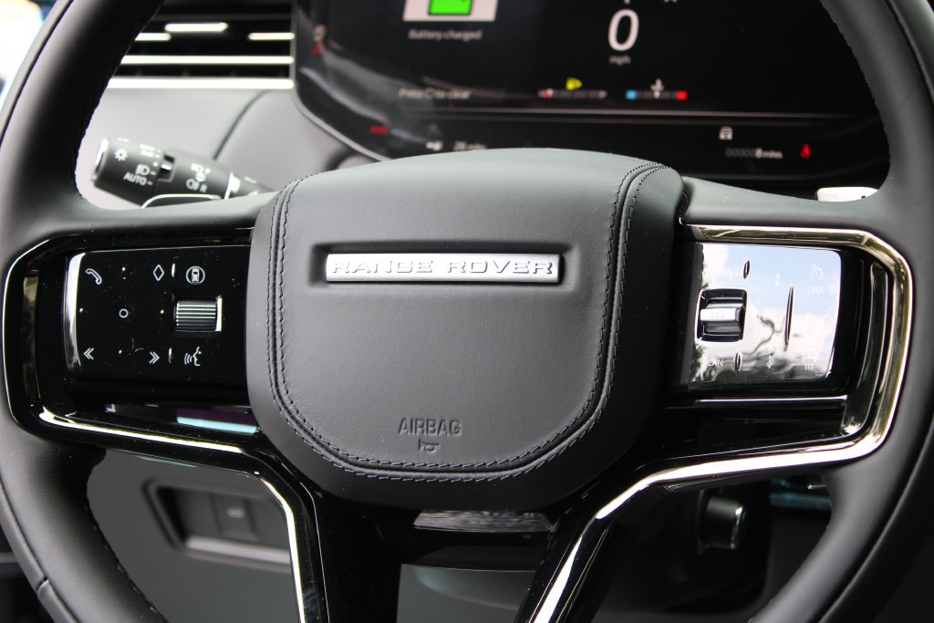 New 2026 Land Rover Range Rover Sport Dynamic SE AWD/4WD image 13