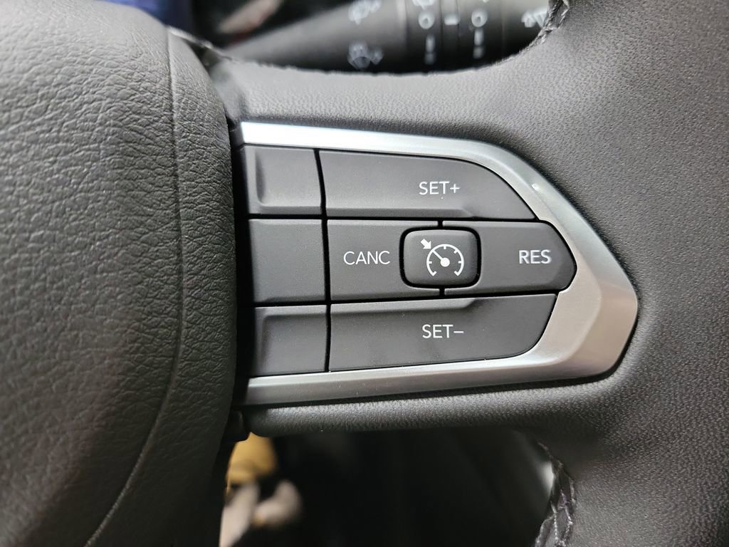 New 2026 Jeep Compass Latitude image 17