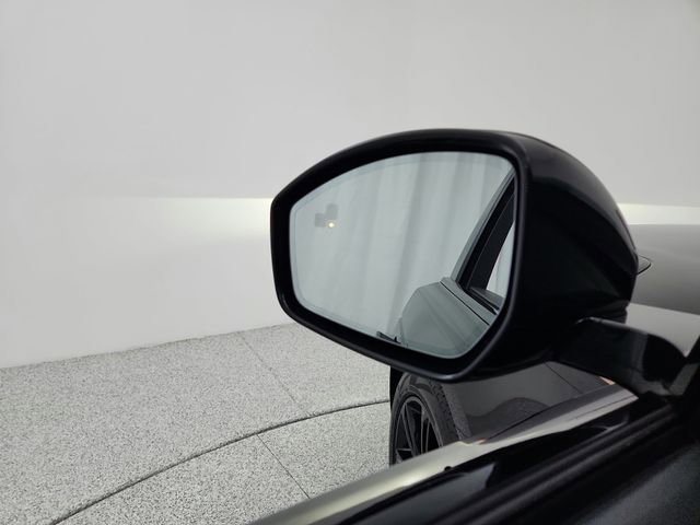 Certified 2023 Land Rover Range Rover Velar R-Dynamic S image 15