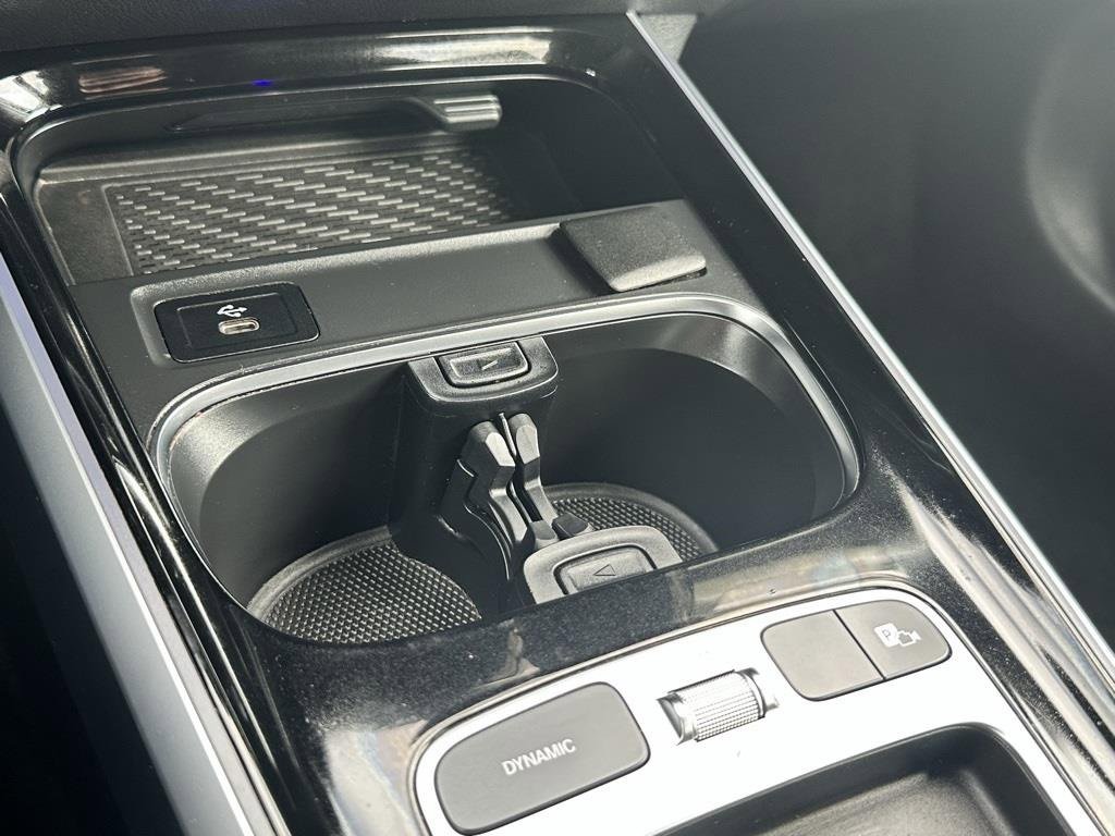 Used 2024 Mercedes-Benz GLB 250 image 19