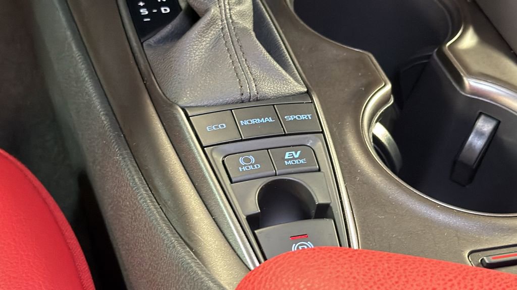 Used 2022 Toyota Camry XSE w/ Navigation Upgrade Package image 21