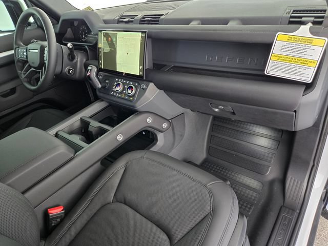 New 2026 Land Rover Defender 110 X-Dynamic SE AWD/4WD image 18