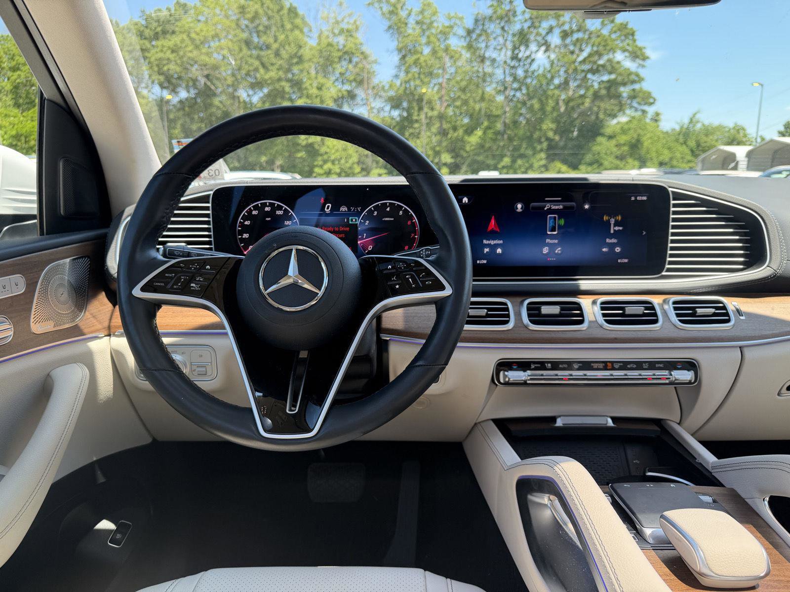Certified 2025 Mercedes-Benz GLS 450 4MATIC image 17