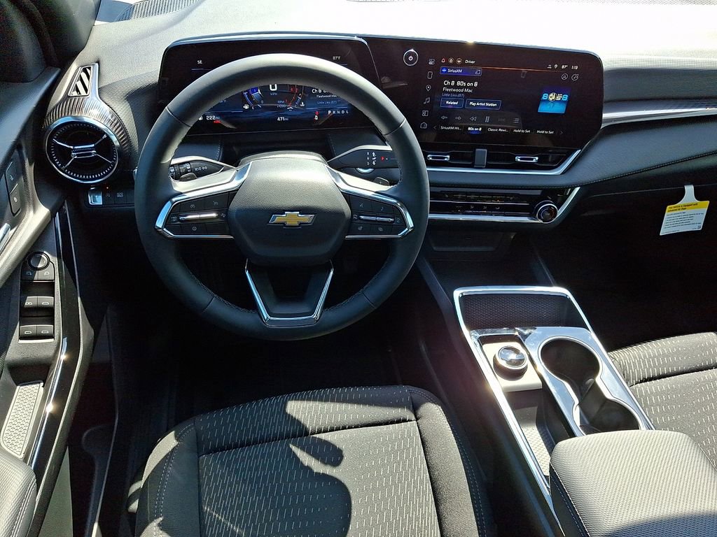 New 2026 Chevrolet Equinox LT w/ LPO, Floor Liner Package image 8