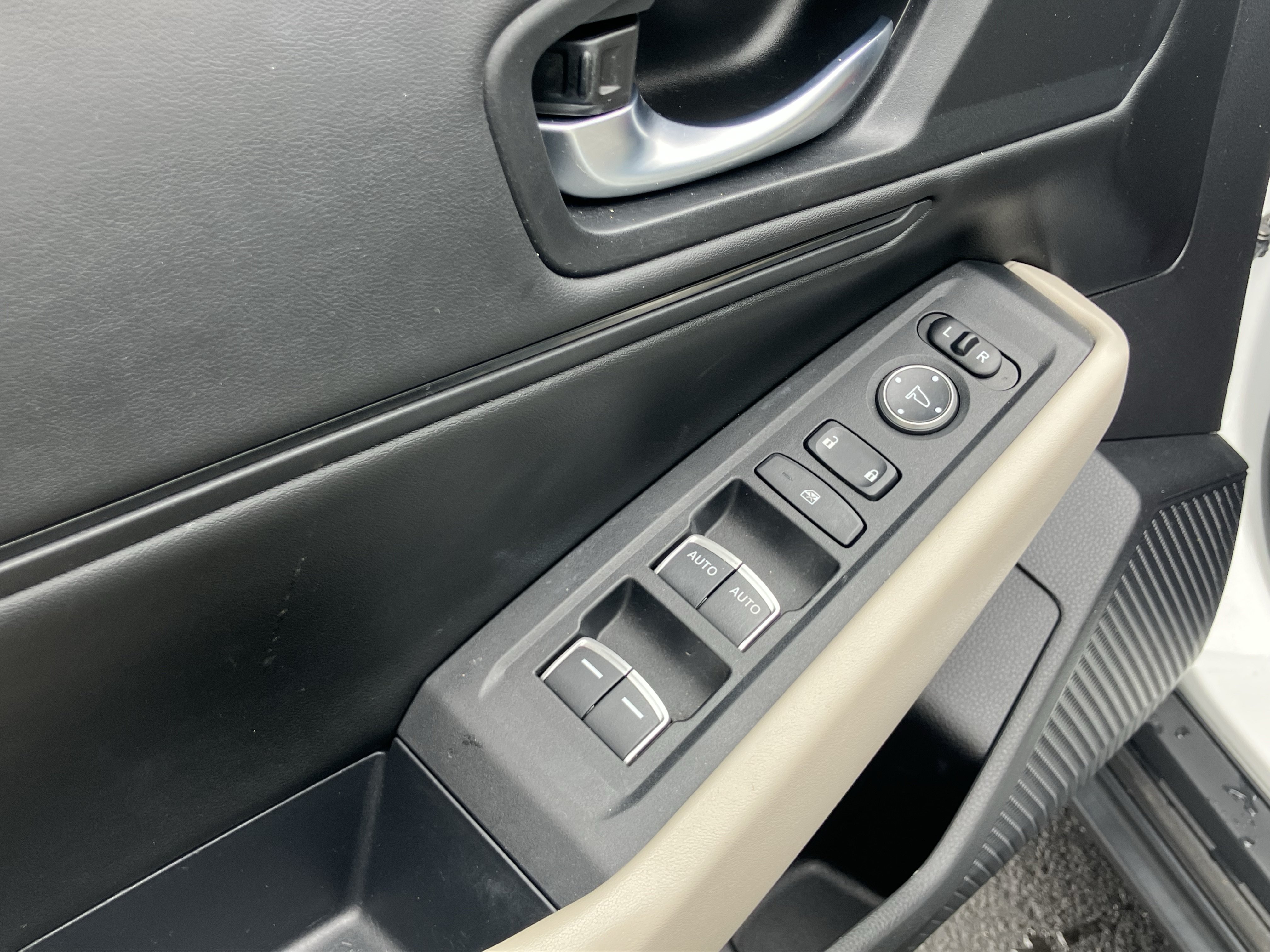 Certified 2023 Honda Accord EX image 15