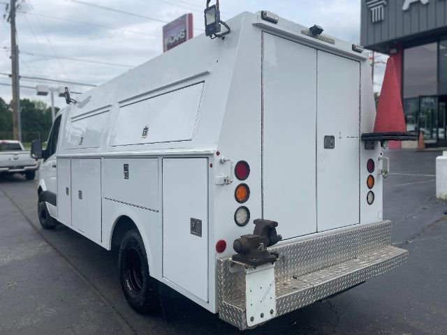 Used 2017 Mercedes-Benz Sprinter 3500 image 4