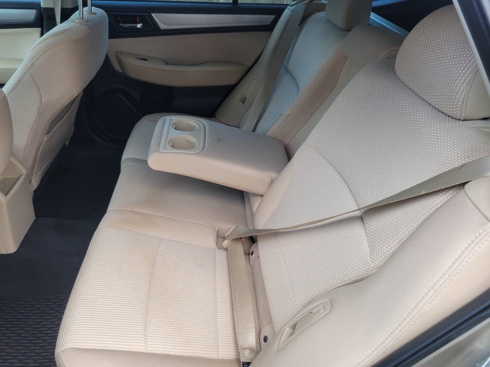 Used 2015 Subaru Outback 2.5i Premium image 13