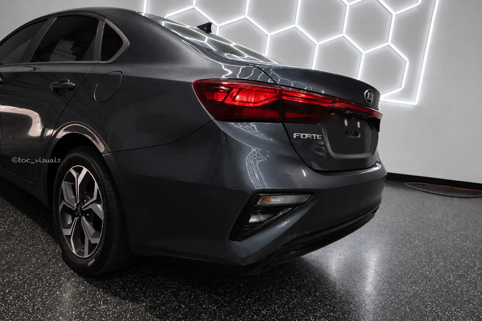 Used 2020 Kia Forte LXS FWD image 19