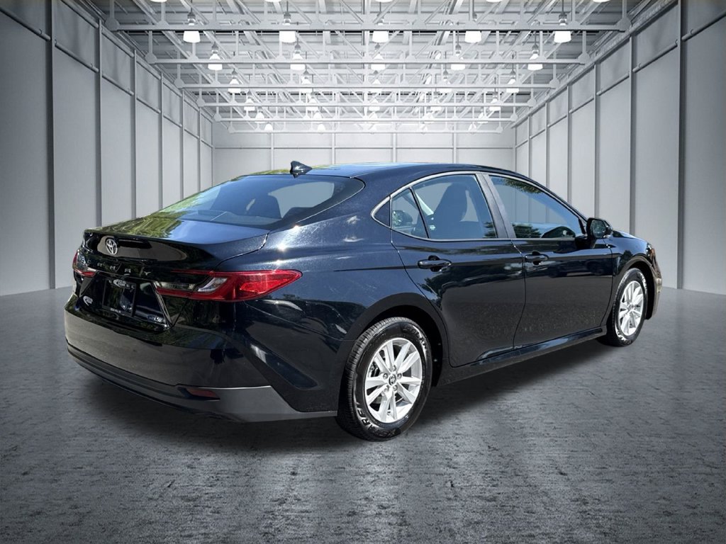 Used 2025 Toyota Camry LE FWD image 9