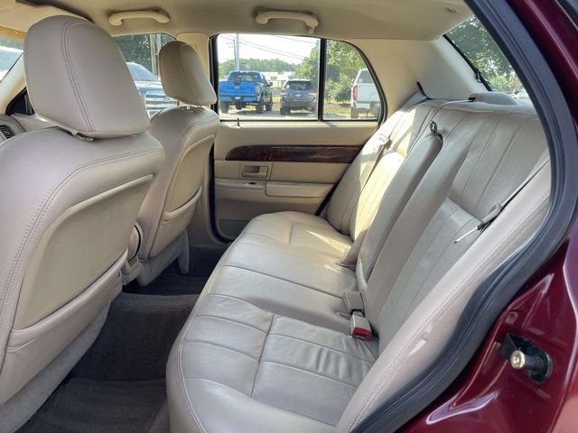Used 2004 Mercury Grand Marquis LS RWD image 12