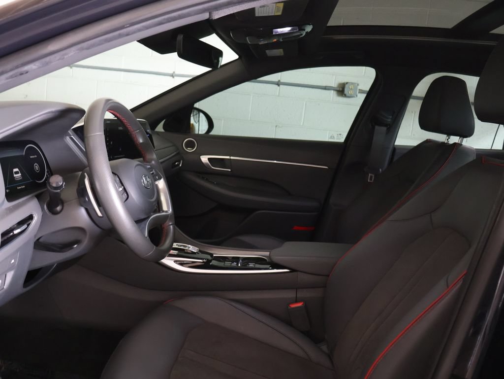 Used 2023 Hyundai Sonata SEL Plus FWD image 16