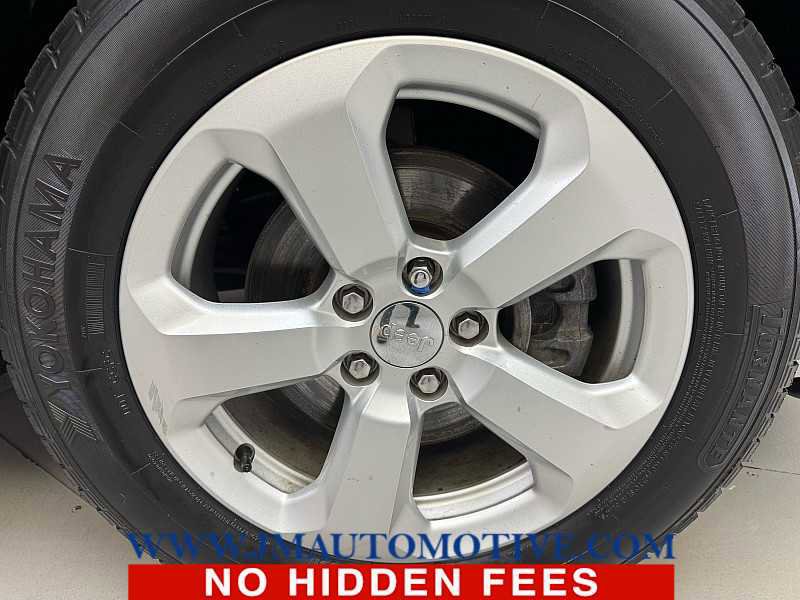 Used 2019 Jeep Compass Latitude w/ Popular Equipment Group image 9