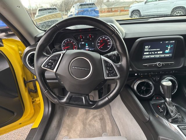 Used 2018 Chevrolet Camaro LT w/ RS Package image 17