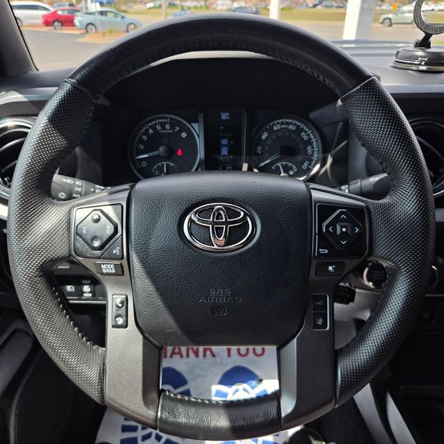 Used 2023 Toyota Tacoma TRD Sport AWD/4WD image 18