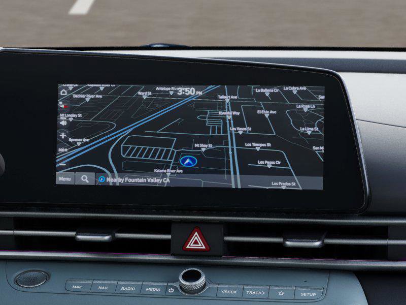 New 2025 Hyundai Elantra Limited image 13